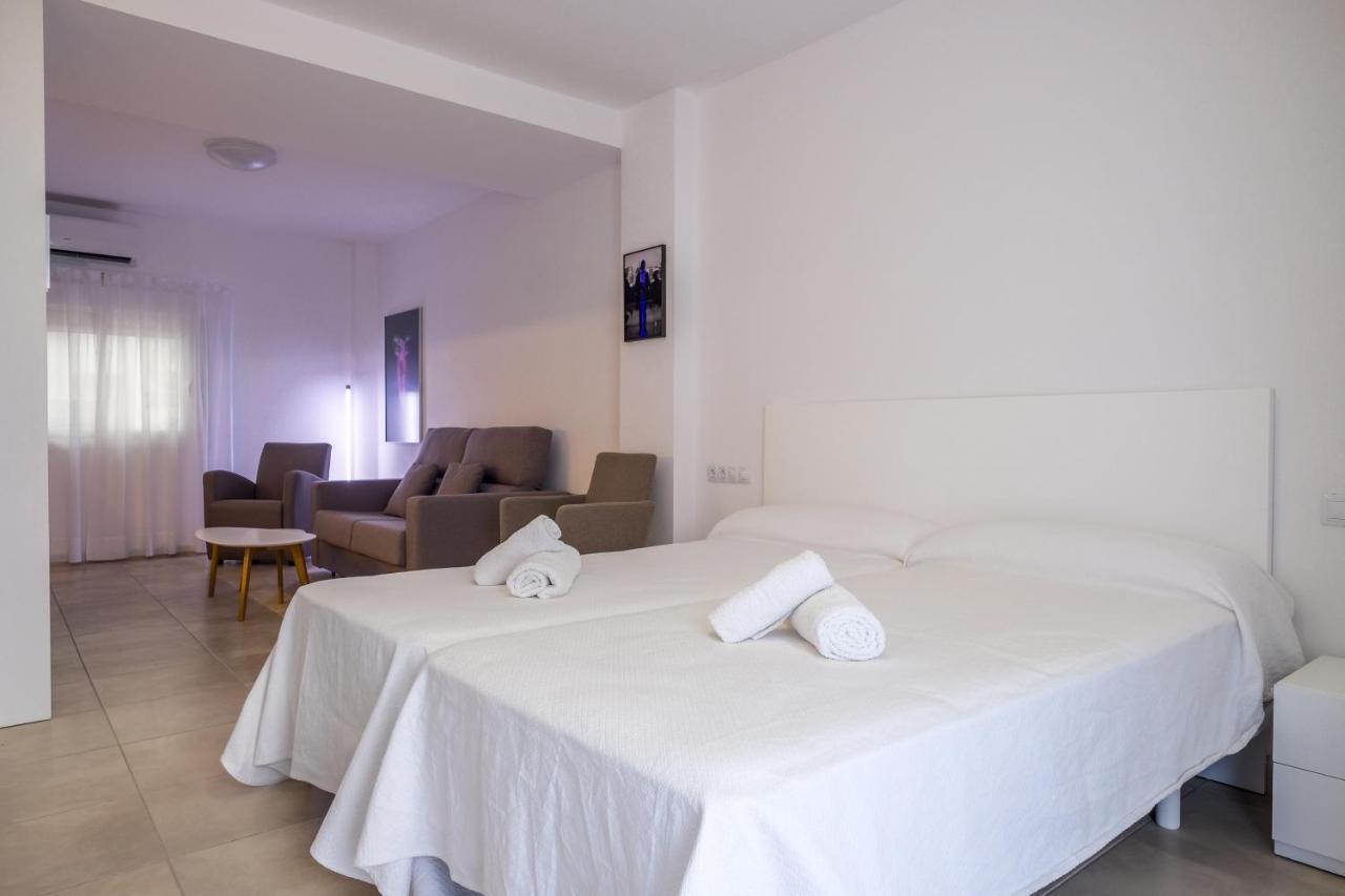 Sal Mar Suites Santa Eulalia del Río Exterior foto