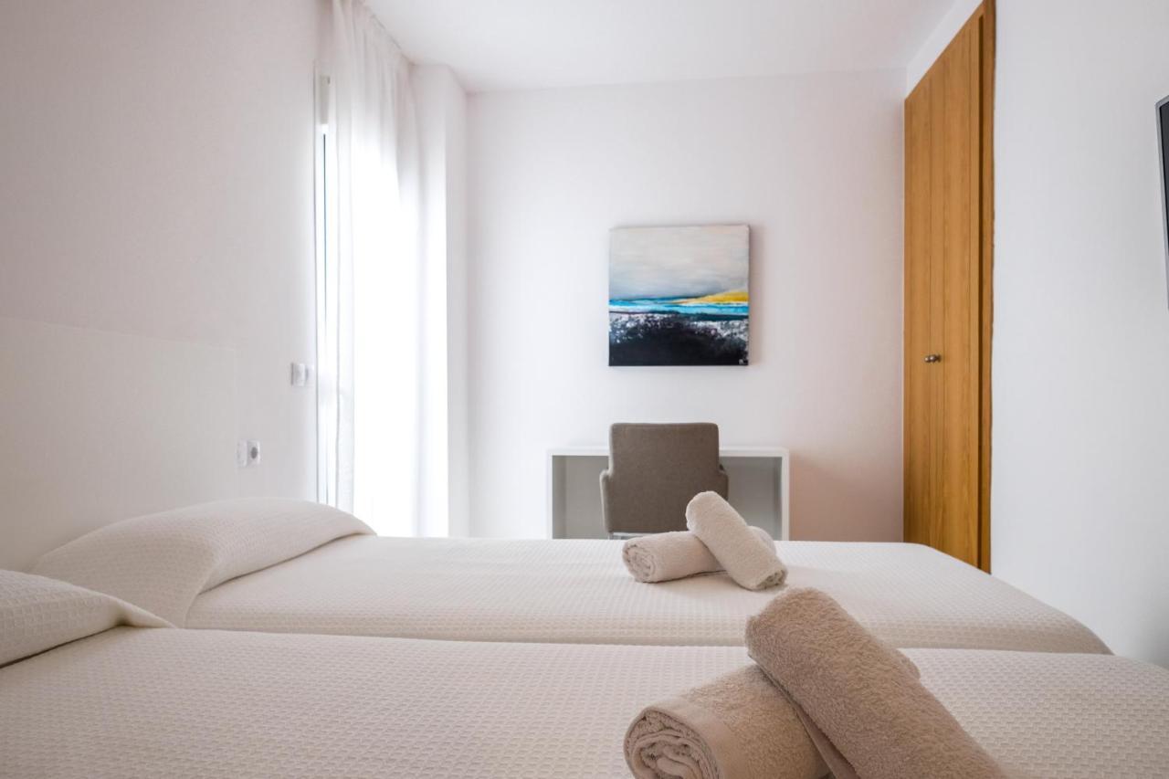 Sal Mar Suites Santa Eulalia del Río Exterior foto